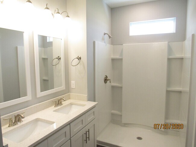 Building Photo - 267 N Sand Palm Rd