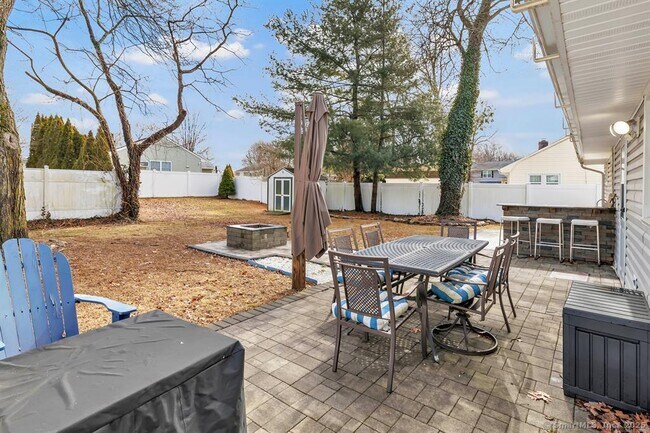 Building Photo - 376 Folino Dr