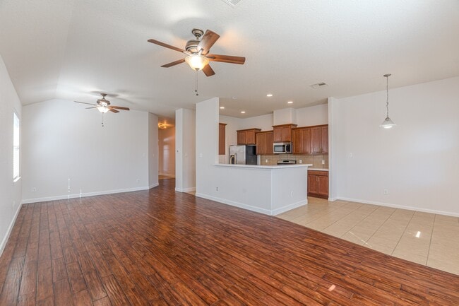 Building Photo - 15443 Lady Shery Ln