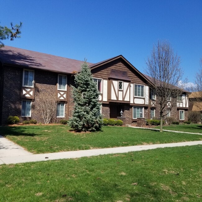 Building Photo - 6558 Kingsbridge Dr