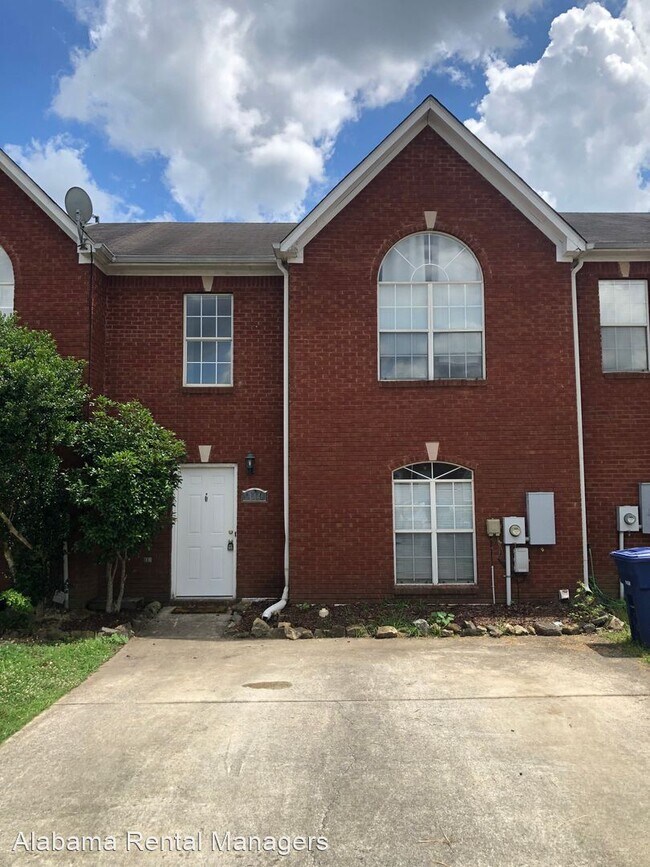 Building Photo - 3 br, 2.5 bath House - 144 Rocky Ridge Drive