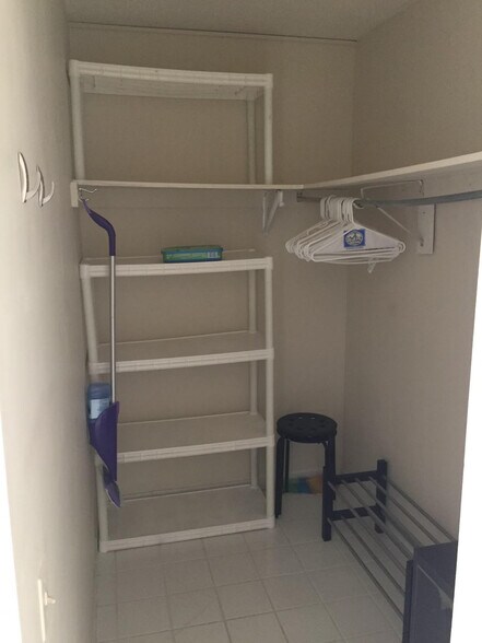 Building Photo - 405 N Wabash Ave