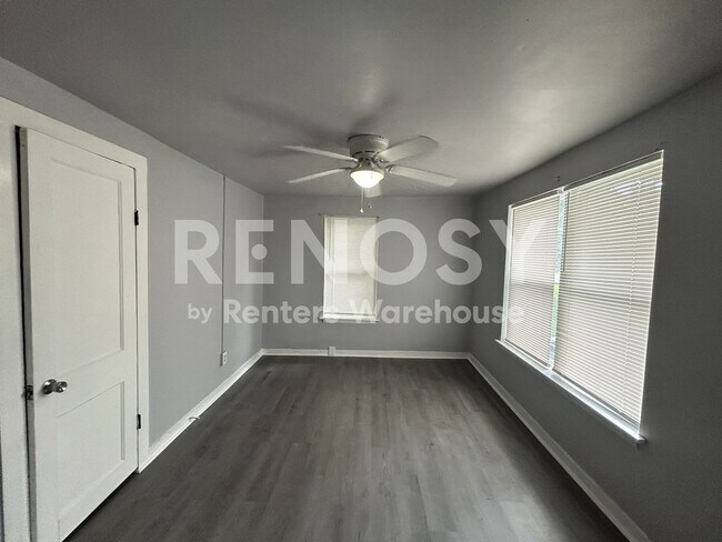 Building Photo - Charming 3 bedroom 1 bath home