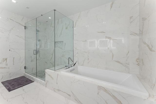 Building Photo - 2604 Fifth Ave