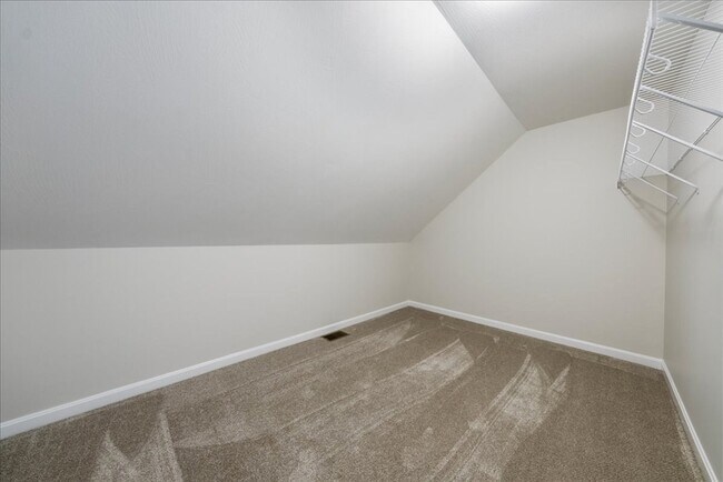 Building Photo - 62 N Main St