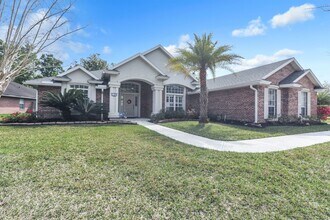 Building Photo - 4 bedroom/ 2 bathroom home in Julington Cr...