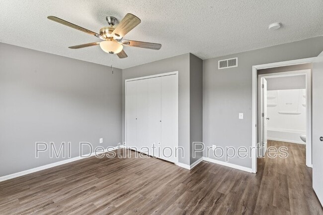Building Photo - 8580 Kill Creek Rd