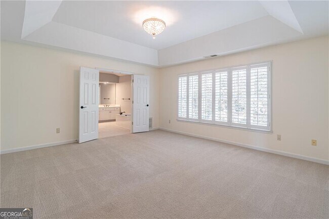 Building Photo - 5491 Oxford Chase Way