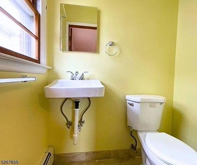 Building Photo - 400 Kennedy Dr