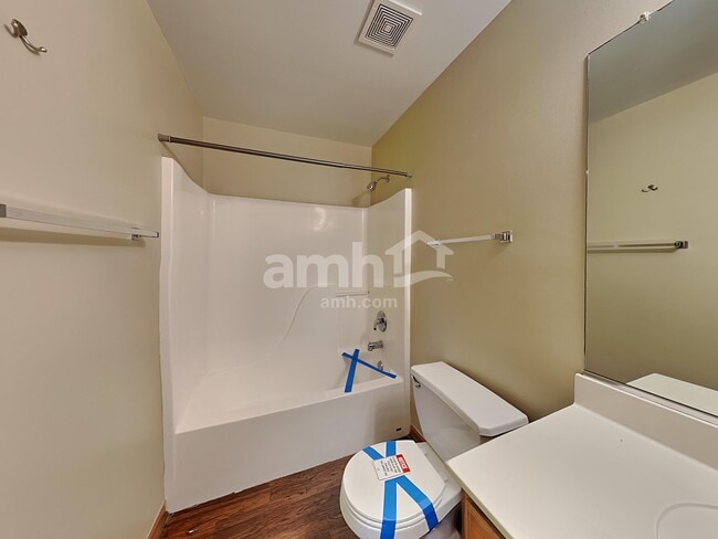 Building Photo - 1910 Prairie Ridge Dr