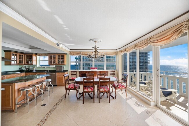 Building Photo - 2000 S Ocean Dr