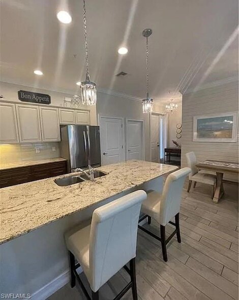 Building Photo - 7139 Greenwood Park Cir