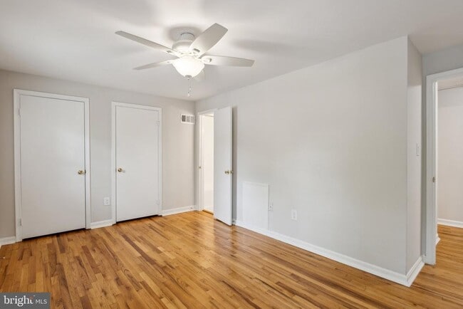 Building Photo - 1204 Fox Run Pl