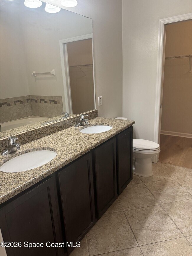 Building Photo - 3116 Arden Cir