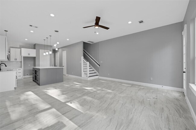 Building Photo - 2116 Sam Wilson St