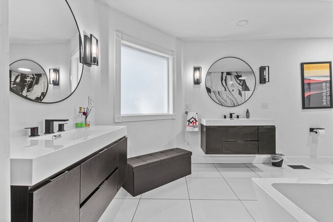 Building Photo - For Rent | Fully Furnished 5,000 Sq. Ft. Luxury Home with Pool
