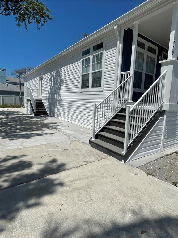 Building Photo - 3150 Bourbon St
