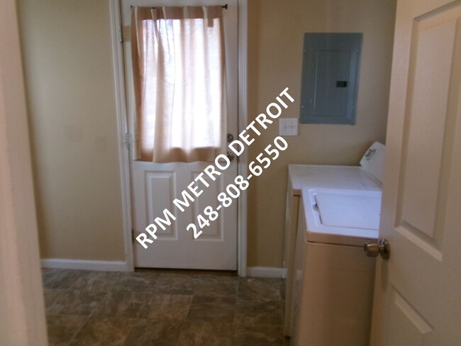 Building Photo - Charming 1 Bedroom House in Taylor