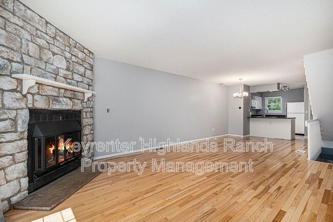 Building Photo - 8018 S Columbine Ct
