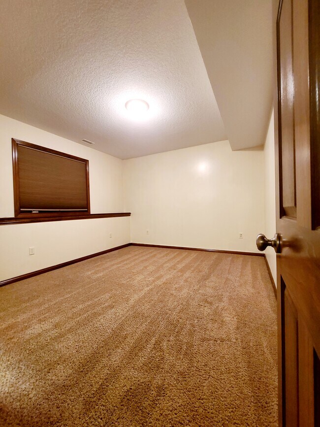 Building Photo - 12825 Palazzo Blvd