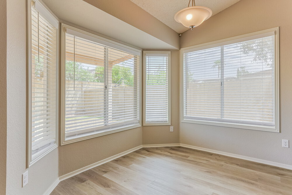 Building Photo - 4526 E Towne Ln