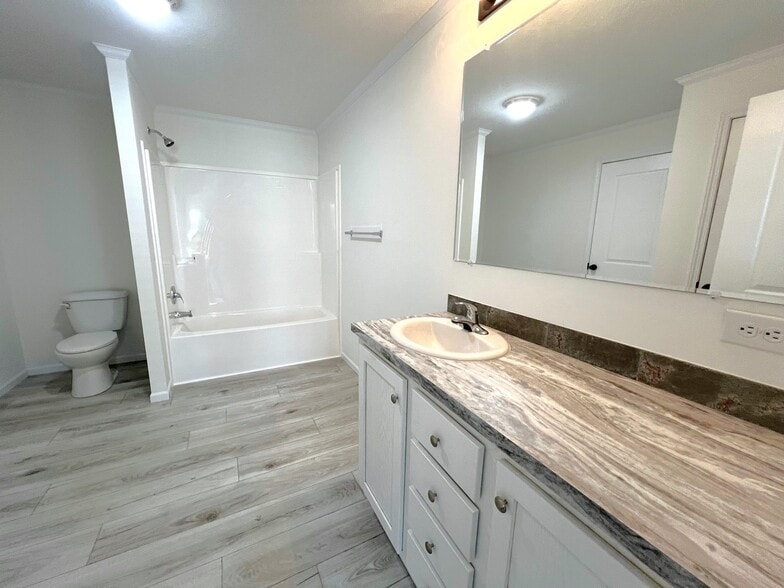 Building Photo - 5354 Coventry Dr