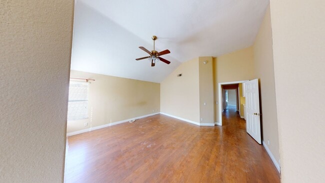 Building Photo - Welcome to Picasso Dr!