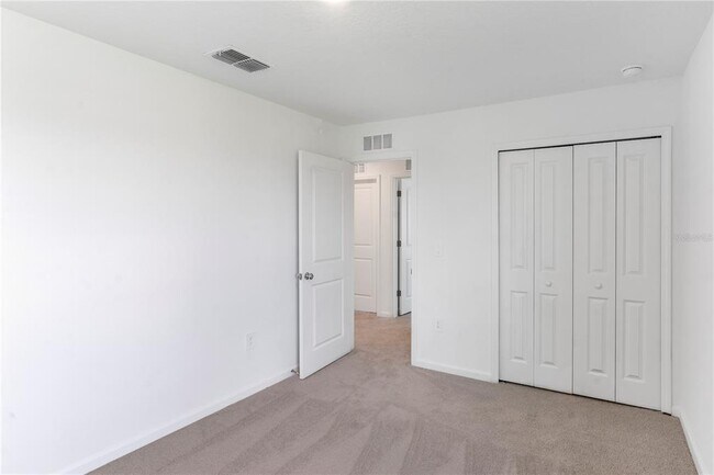 Building Photo - 2221 Rock Dr