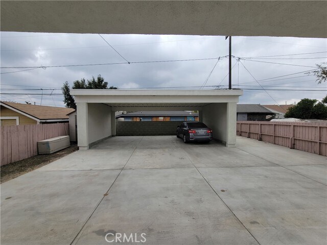 Building Photo - 20612 Raymond Ave