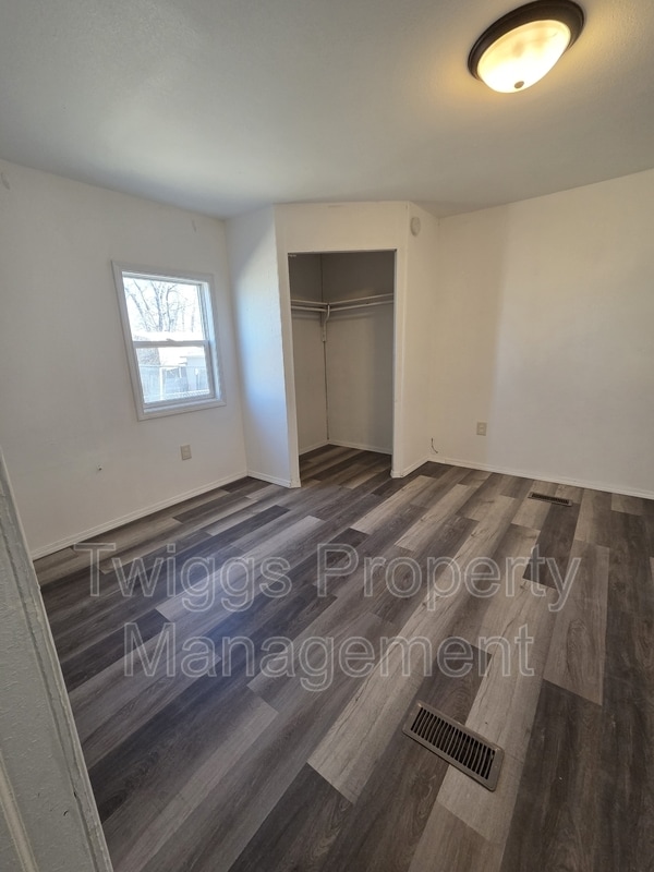 Building Photo - 107 Gumbo Dr