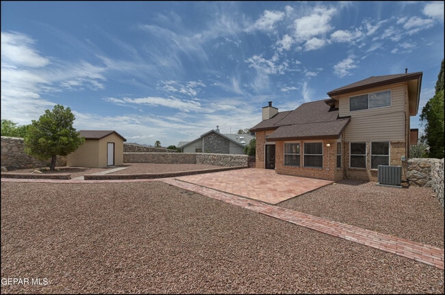 Building Photo - 894 Melville Ln