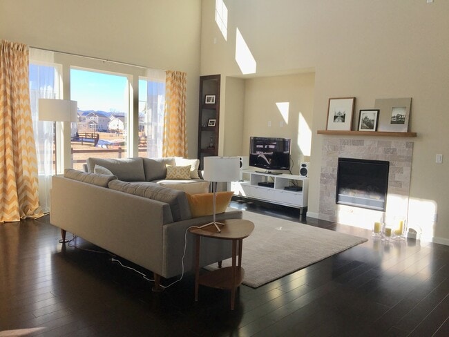 Building Photo - Custom Built Richmond Home for Lease in Fort Collins!