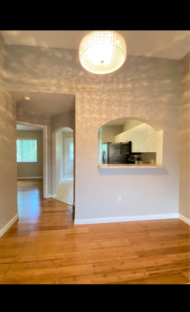 Building Photo - 3496 Briar Bay Blvd