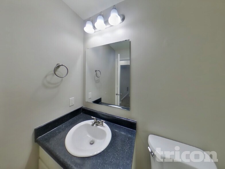 Building Photo - 15436 Dusty Trail