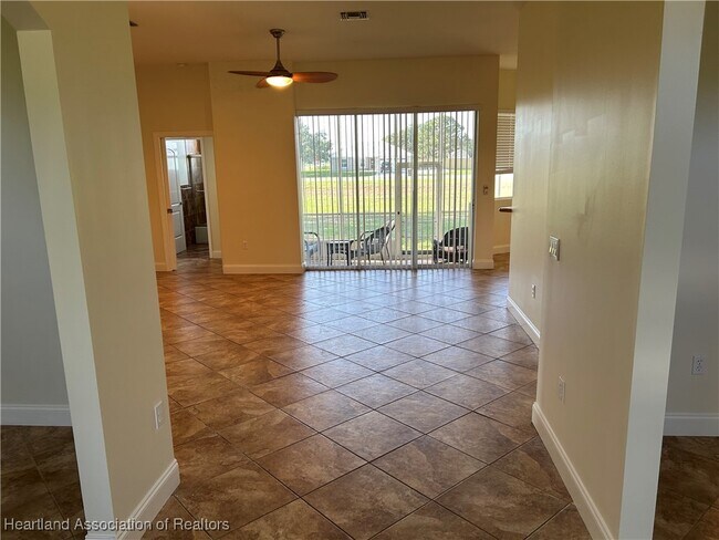 Building Photo - 6200 Pebble Ln