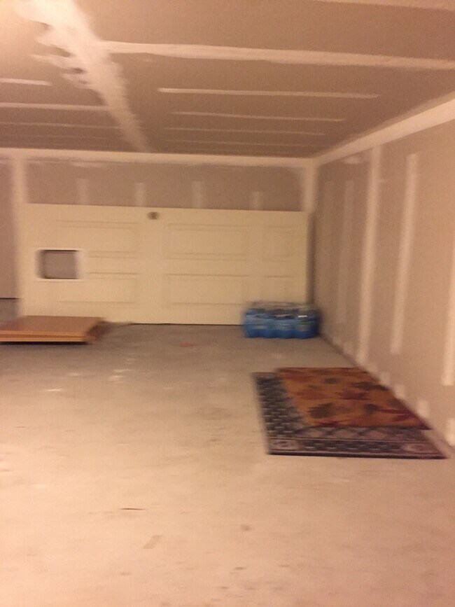 Building Photo - 4057 Crandall Cir