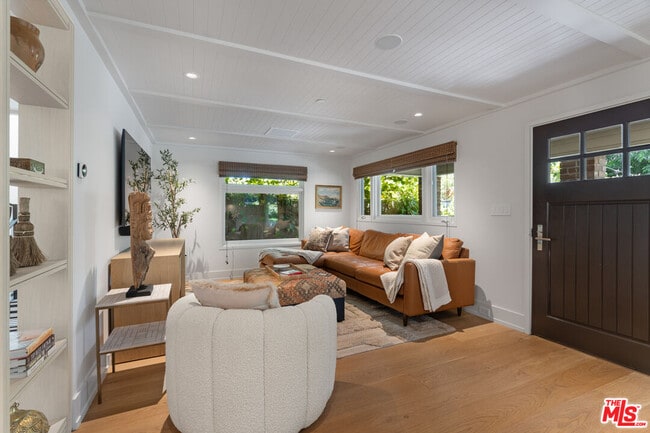 Building Photo - 929 Marco Pl