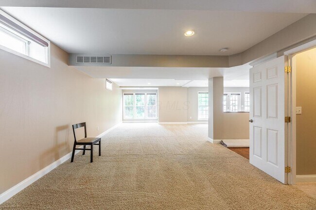 Building Photo - 4930 Brooksview Cir