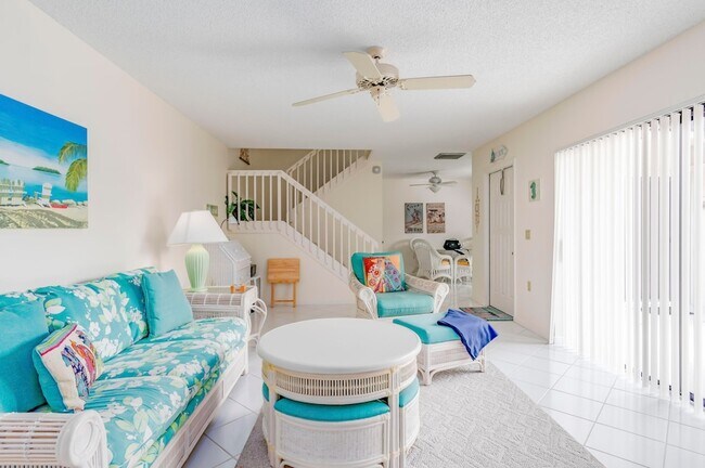 Building Photo - 2410 24th Ct