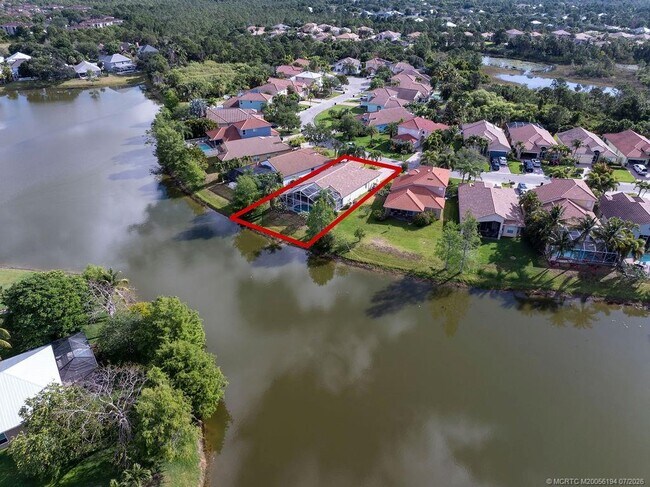 Building Photo - 2096 NW Marsh Rabbit Ln