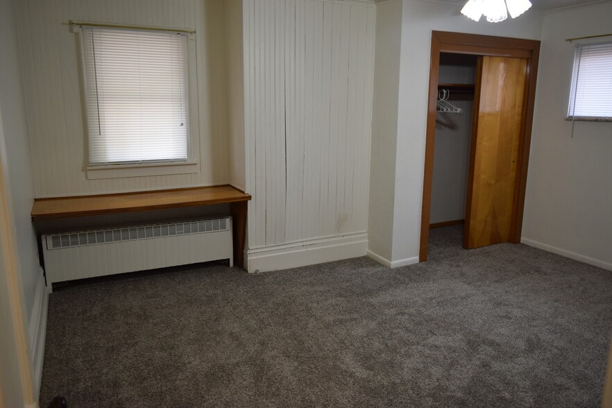 Building Photo - 861 Brackenridge Ave