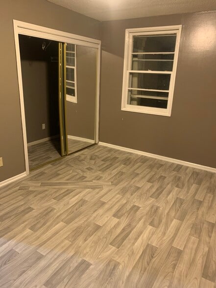 Building Photo - 320 S Beltline Blvd