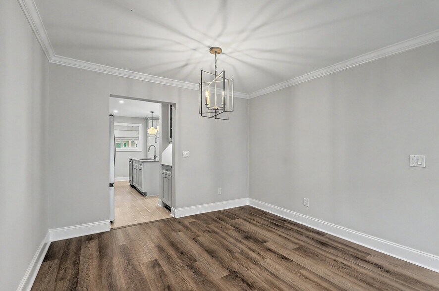 Building Photo - 958 Myrtle Ct