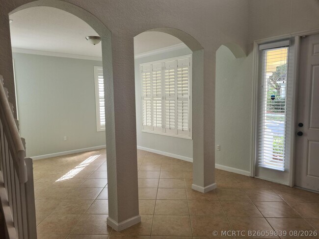 Building Photo - 1445 E Bexley Park Dr