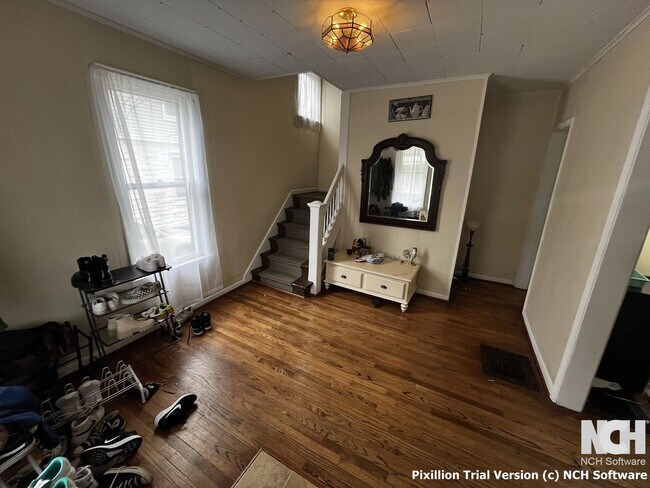 Building Photo - 1249 Vestal Ave