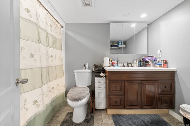 Building Photo - 1 Andrew Ct