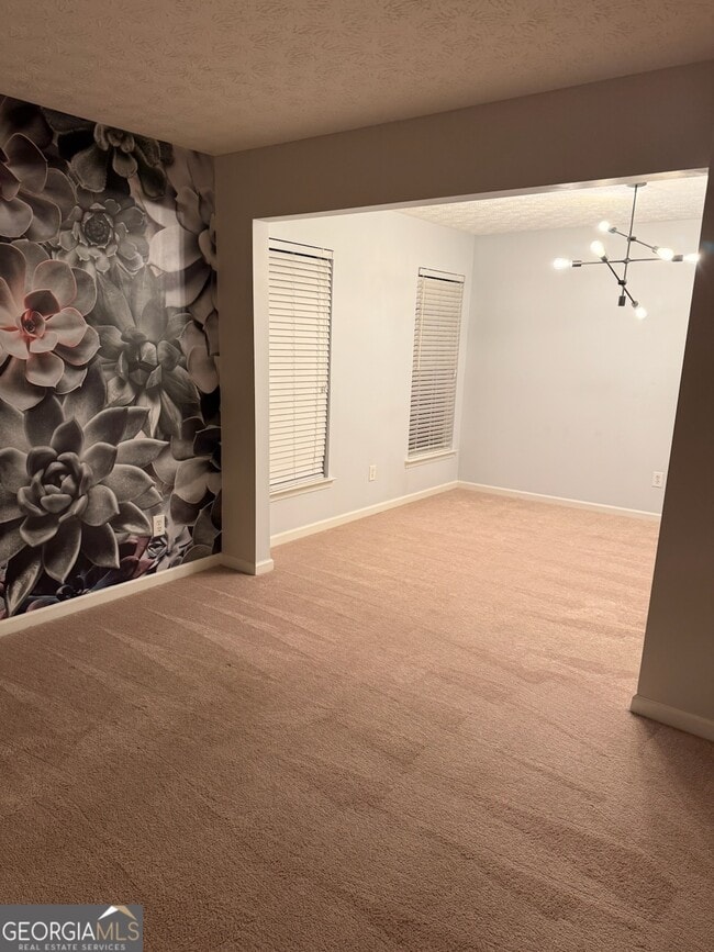 Building Photo - 1325 Gates Cir SE