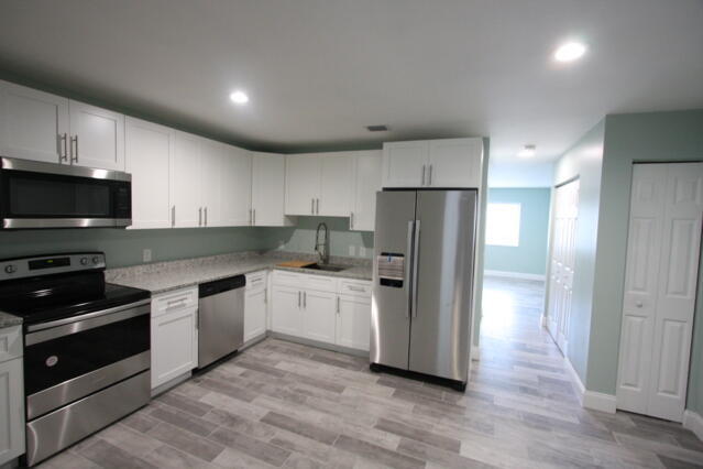 Building Photo - 1143 Goldenrod Rd