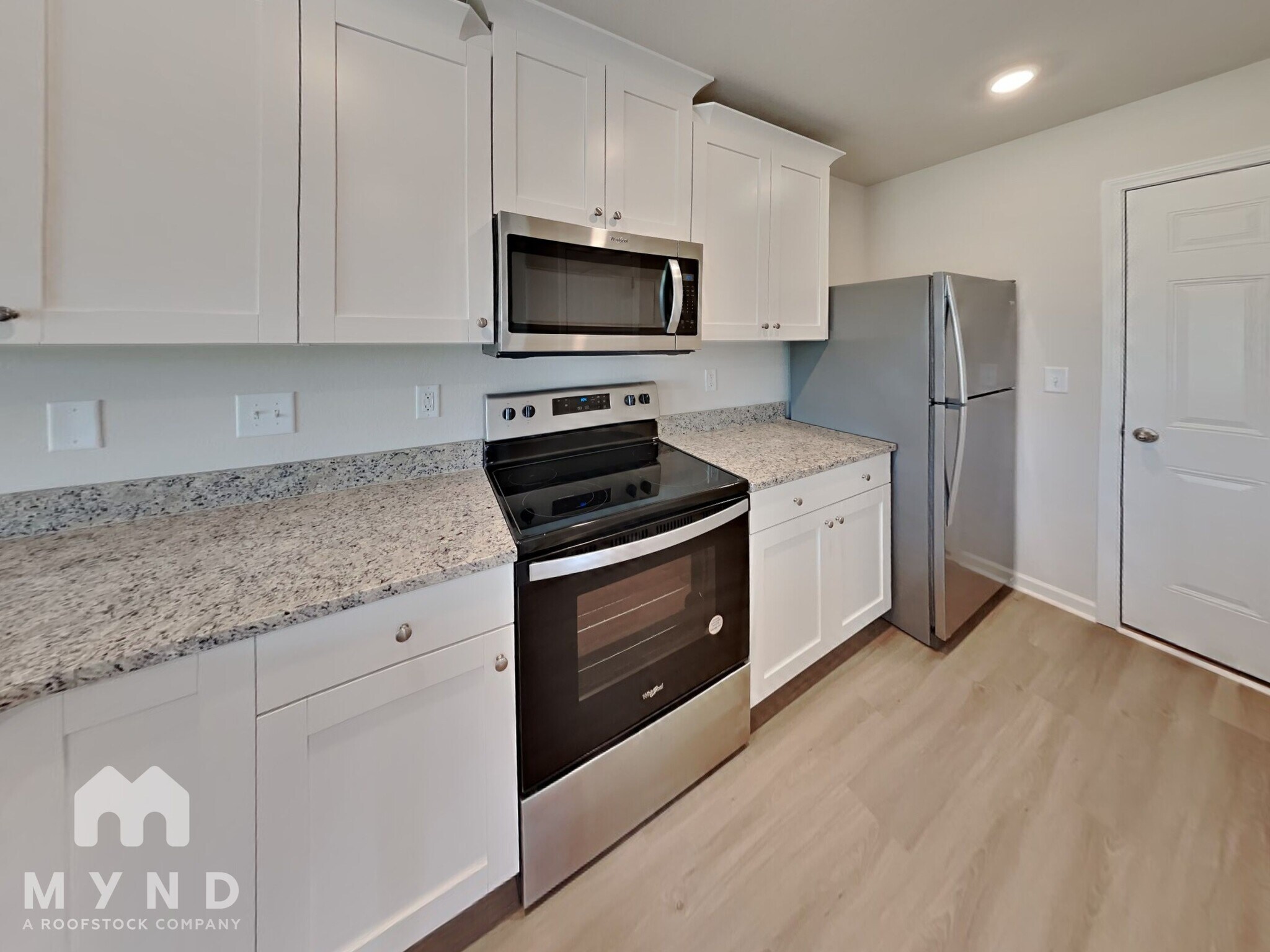Building Photo - 121 Royal Mdw Dr