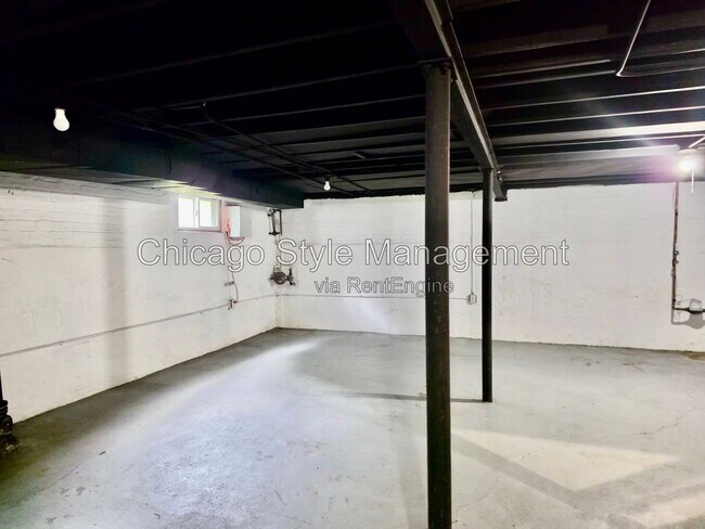 Building Photo - 14813 Evers St